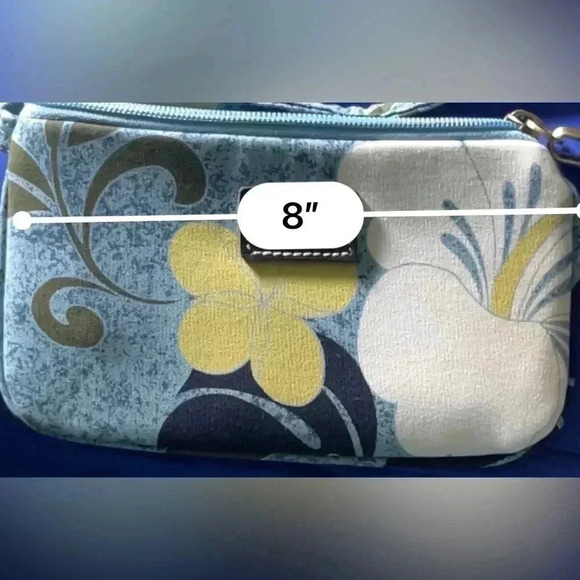 Happa Wristlet Blue With Flowers - Picture 5 of 5